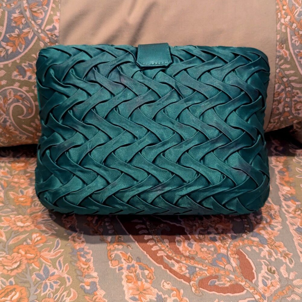 Intriguing Emerald Green Clutch/Crossbody NOWT - Picture 3 of 5